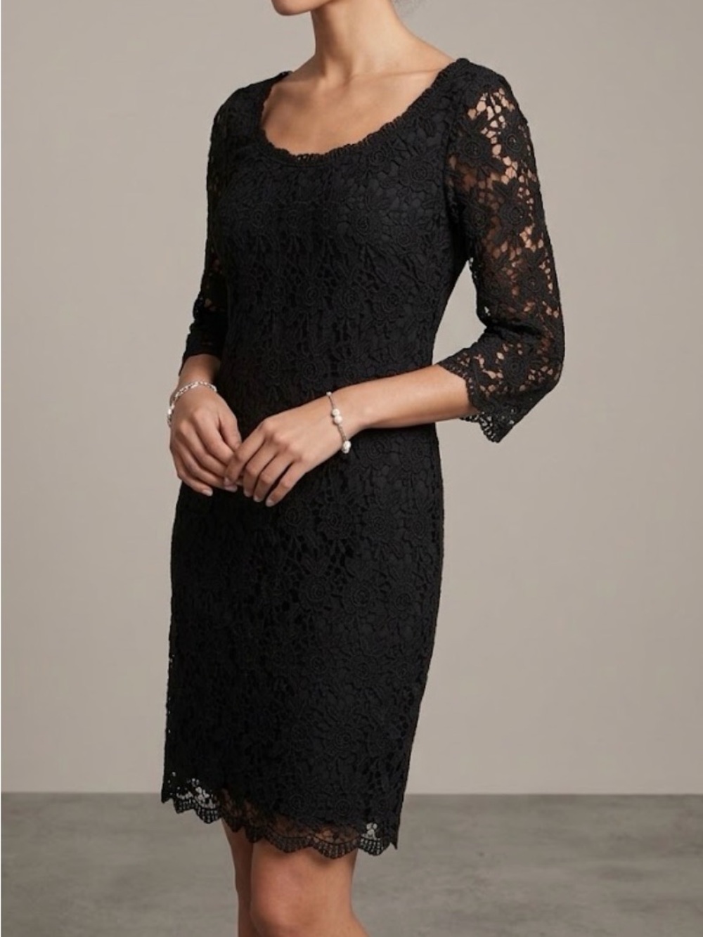 White House Black Market Black Lace Shift Dress Size 6